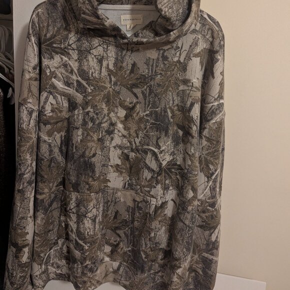 Women's camo sweater - Picture 1 of 2